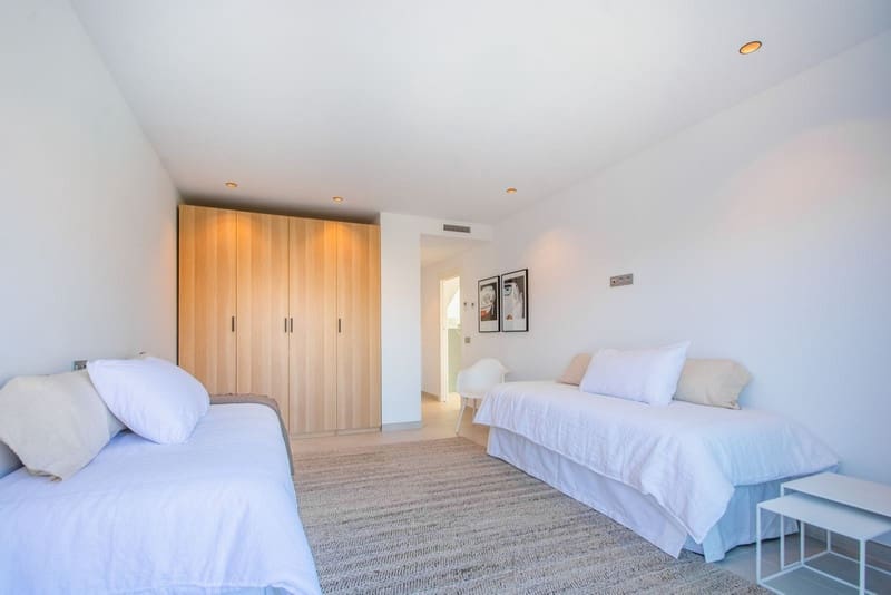 3 sovrum Villa till salu i Marbella med pool garage - 1 600 000 € (Ref: 8060593)