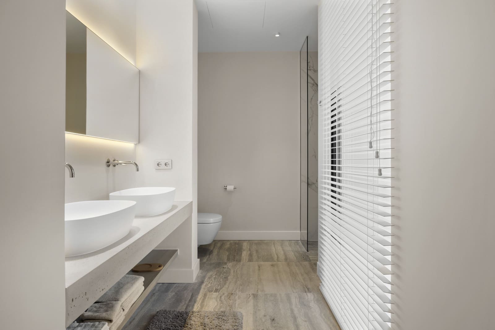 7 bedroom Villa for sale in Benahavis with pool garage - € 4,900,000 (Ref: 8075727)