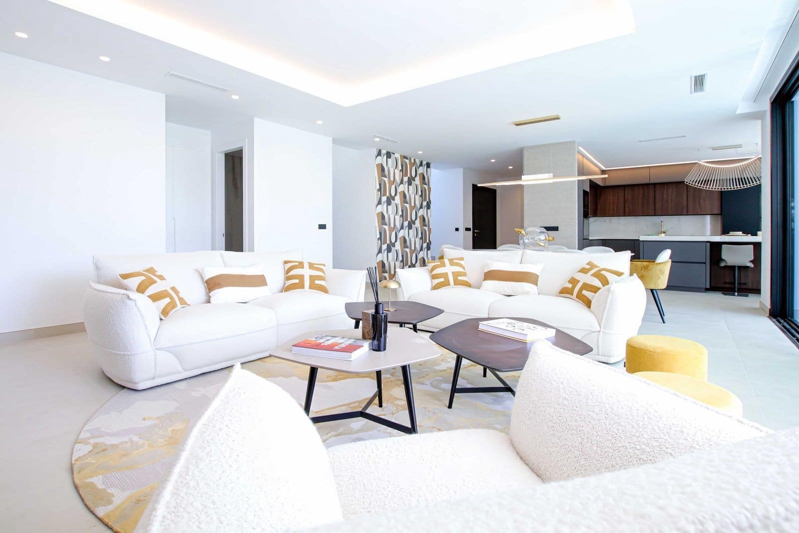 4 sypialnia Willa na sprzedaż w Estepona z basenem garażem - 2 495 000 € (Ref: 8095672)