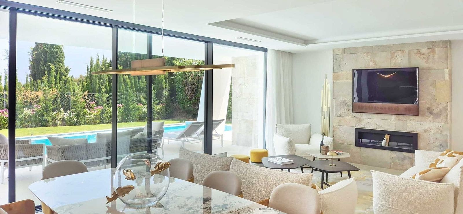 4 sypialnia Willa na sprzedaż w Estepona z basenem garażem - 2 495 000 € (Ref: 8095672)