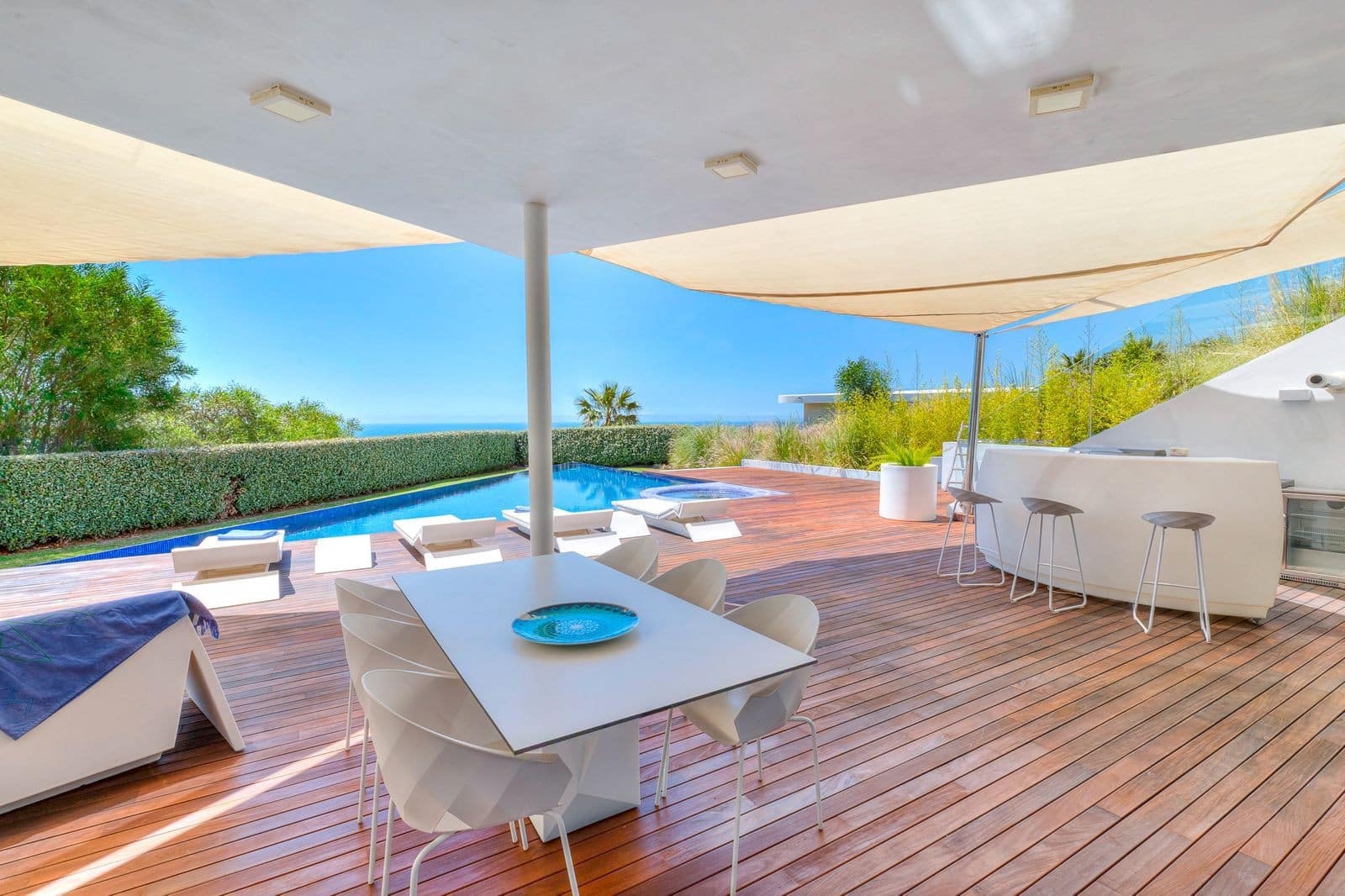 5 sypialnia Willa na sprzedaż w Fuengirola z basenem garażem - 4 500 000 € (Ref: 8103417)