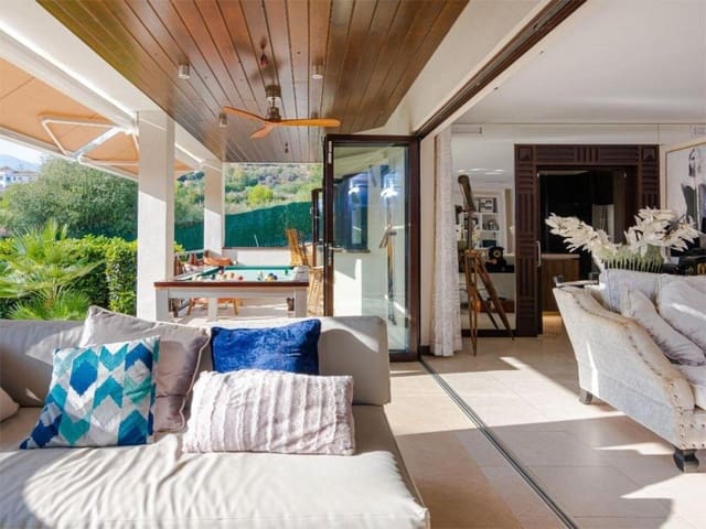 5 slaapkamer Villa te koop in Nueva Andalucia, Marbella met zwembad garage - € 2.700.000 (Ref: 8103419)