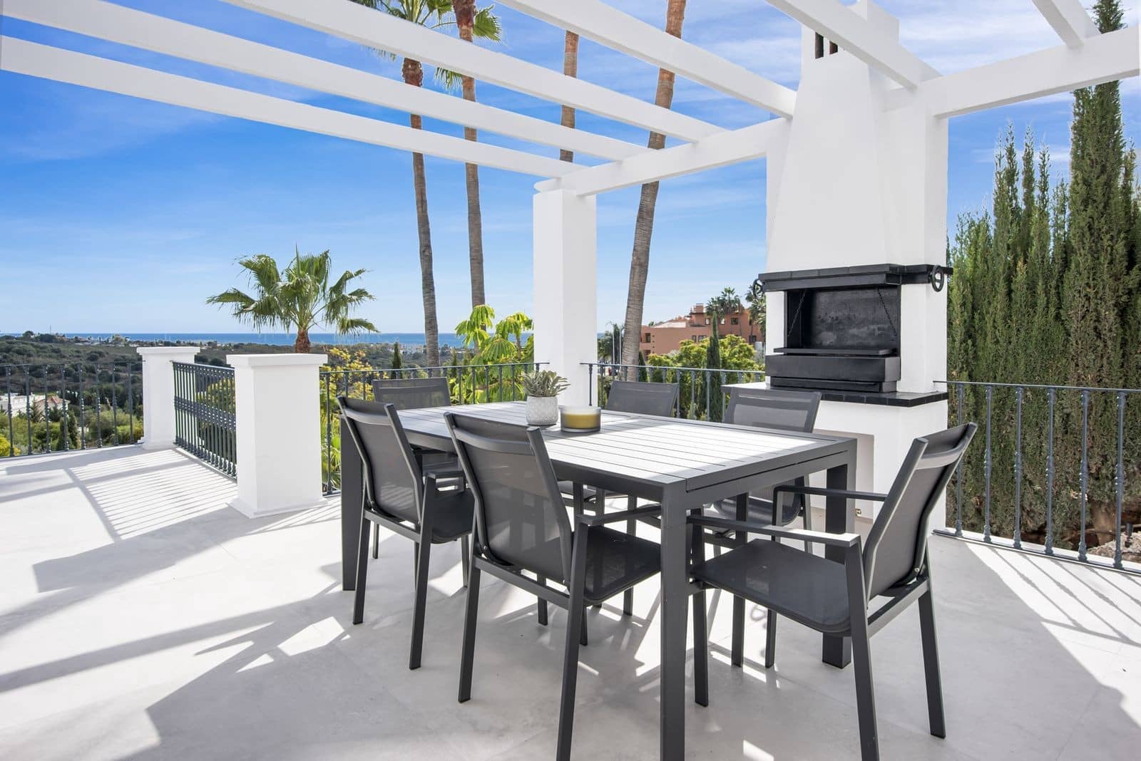 5 sypialnia Willa na sprzedaż w Los Flamingos z basenem garażem - 3 495 000 € (Ref: 8113980)