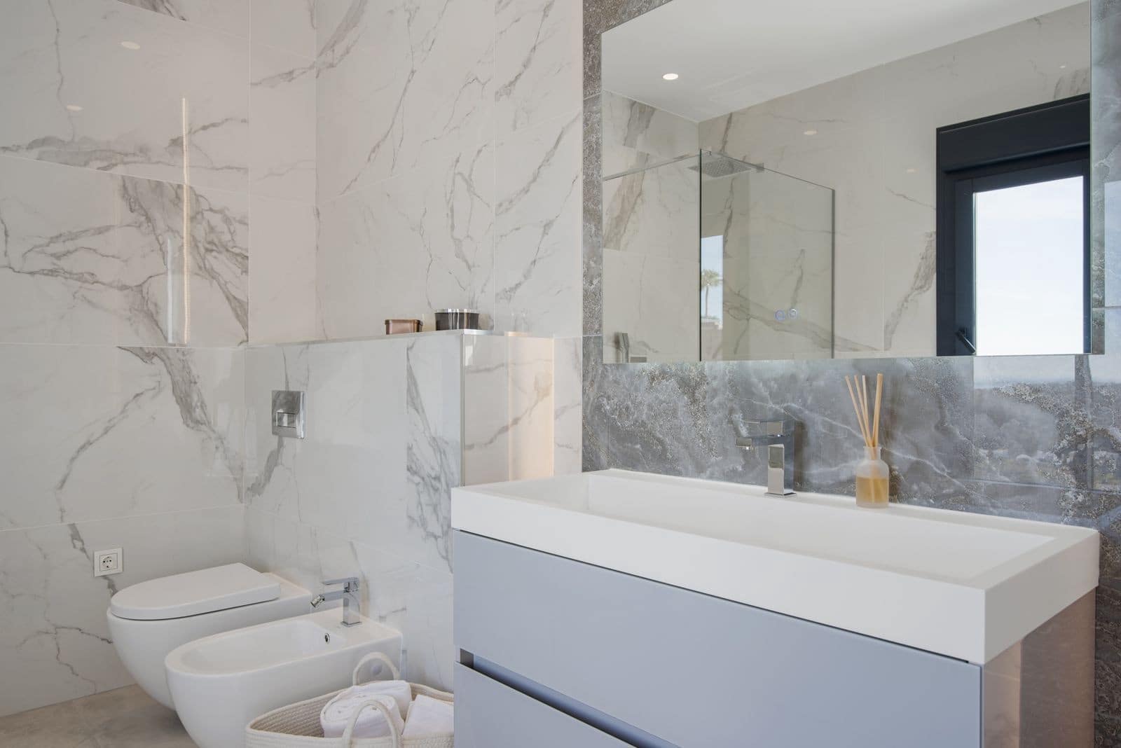 5 sypialnia Willa na sprzedaż w Los Flamingos z basenem garażem - 3 495 000 € (Ref: 8113980)