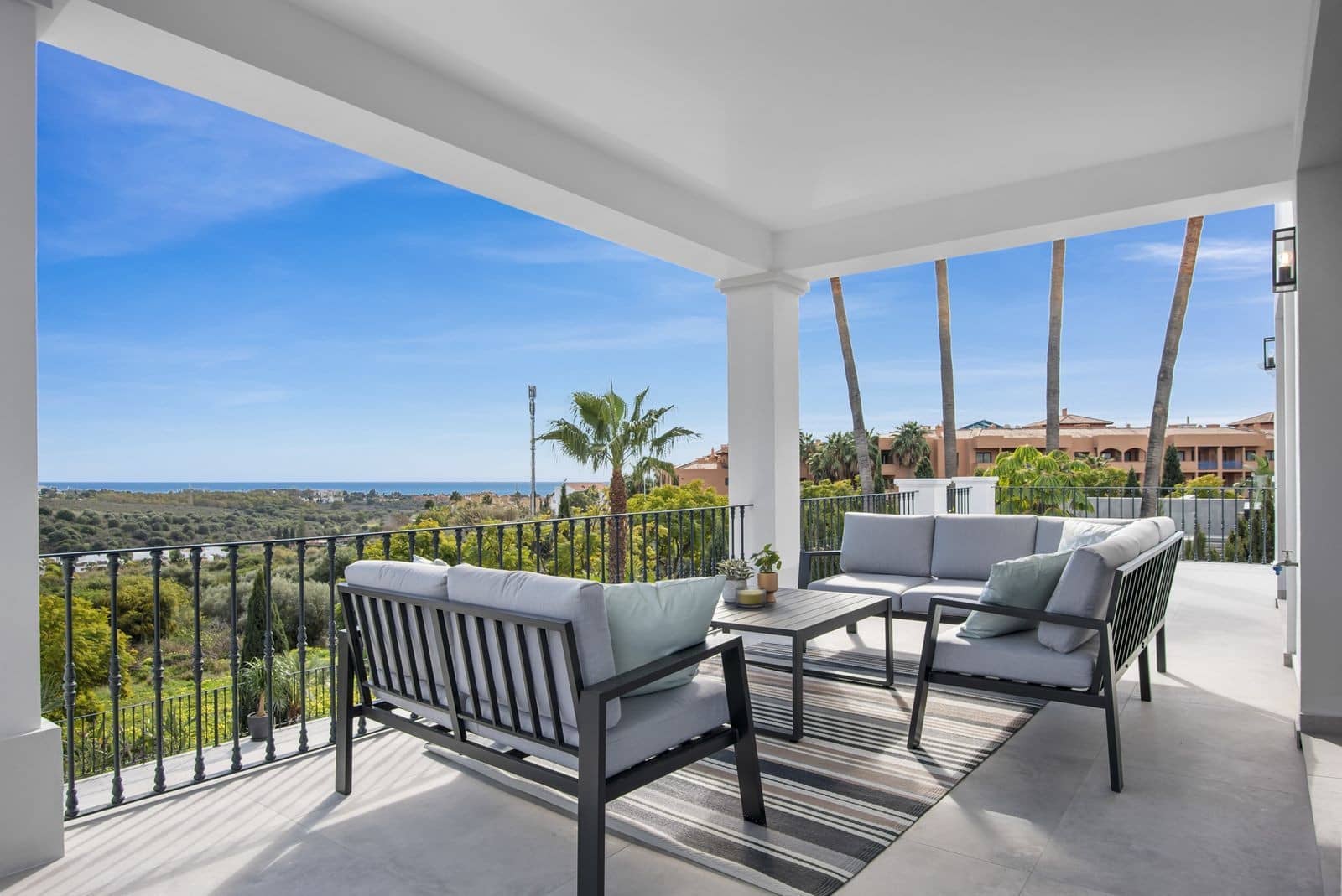 5 soveværelse Villa til salg i Los Flamingos med swimmingpool garage - € 3.495.000 (Ref: 8113980)
