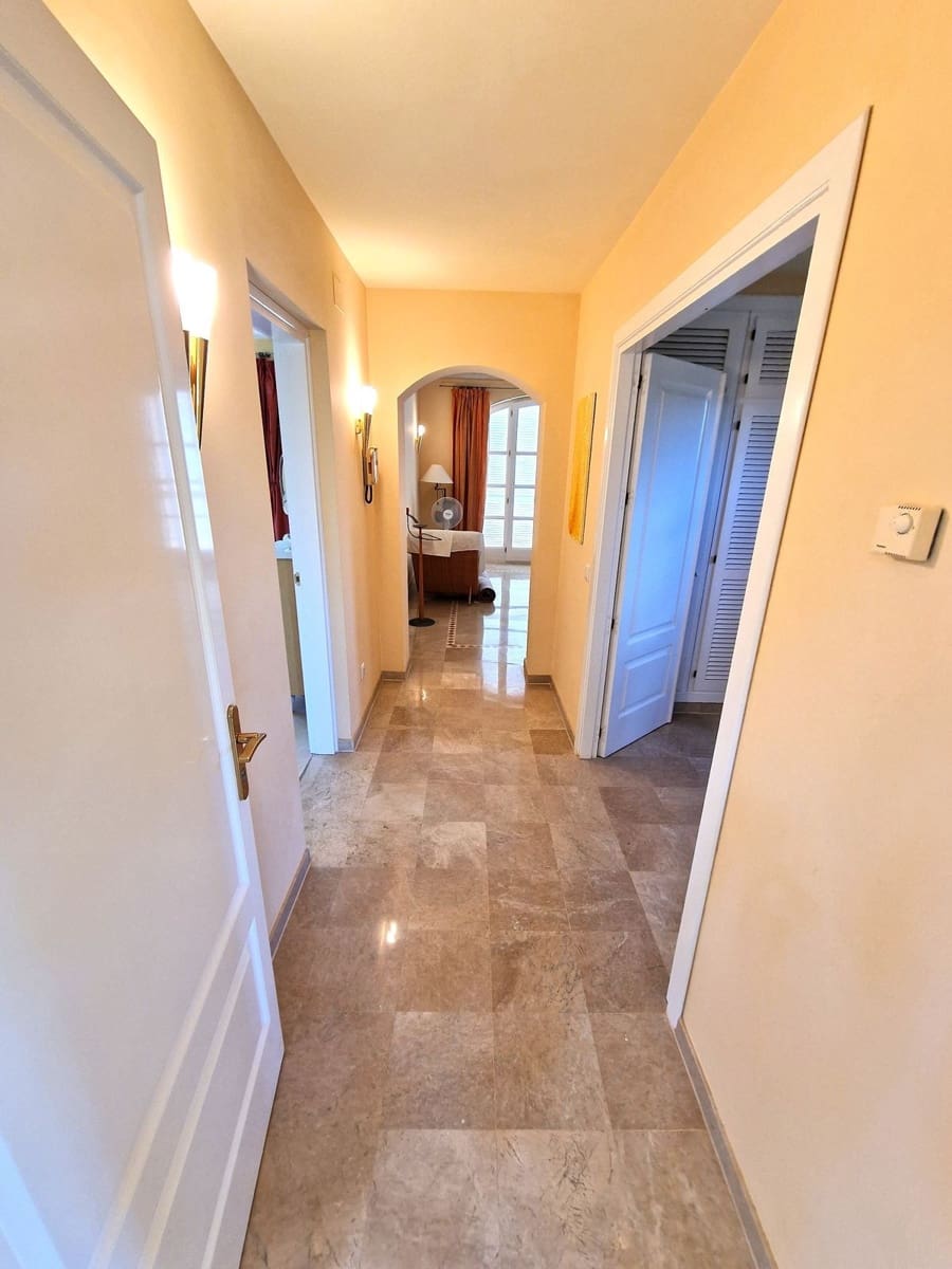 3 sypialnia Willa na sprzedaż w Mijas Costa z basenem garażem - 3 200 000 € (Ref: 8113981)