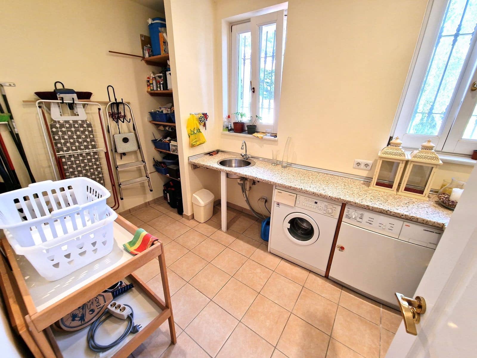 3 sypialnia Willa na sprzedaż w Mijas Costa z basenem garażem - 3 200 000 € (Ref: 8113981)