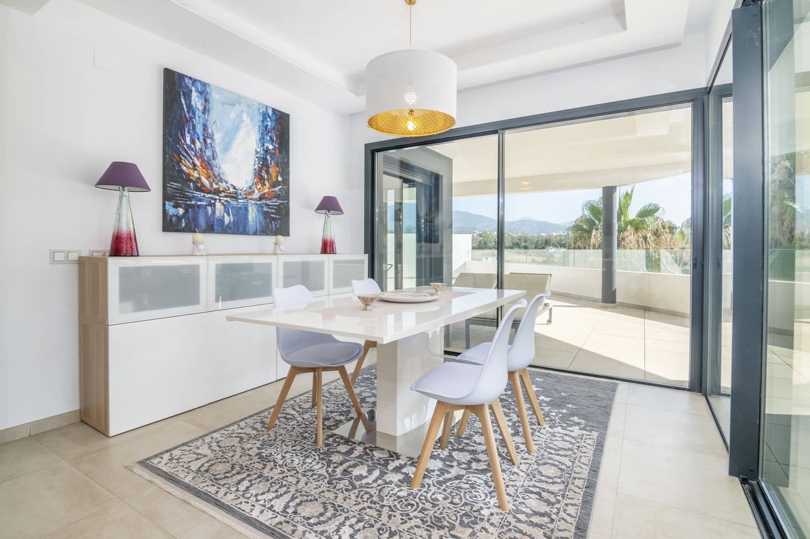 3 quarto Apartamento para venda em Estepona com piscina garagem - 750 000 € (Ref: 8113986)
