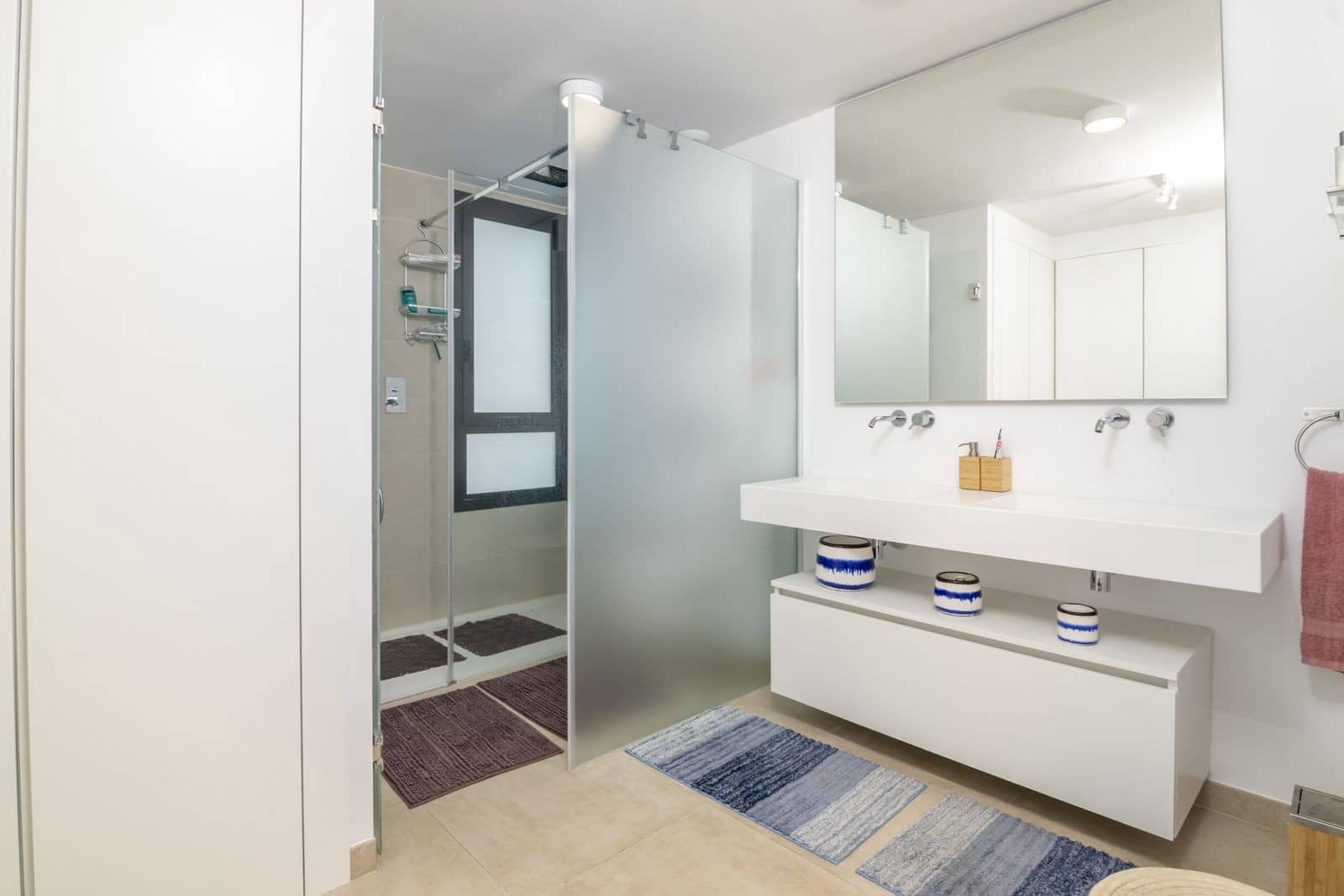 3 quarto Apartamento para venda em Estepona com piscina garagem - 750 000 € (Ref: 8113986)