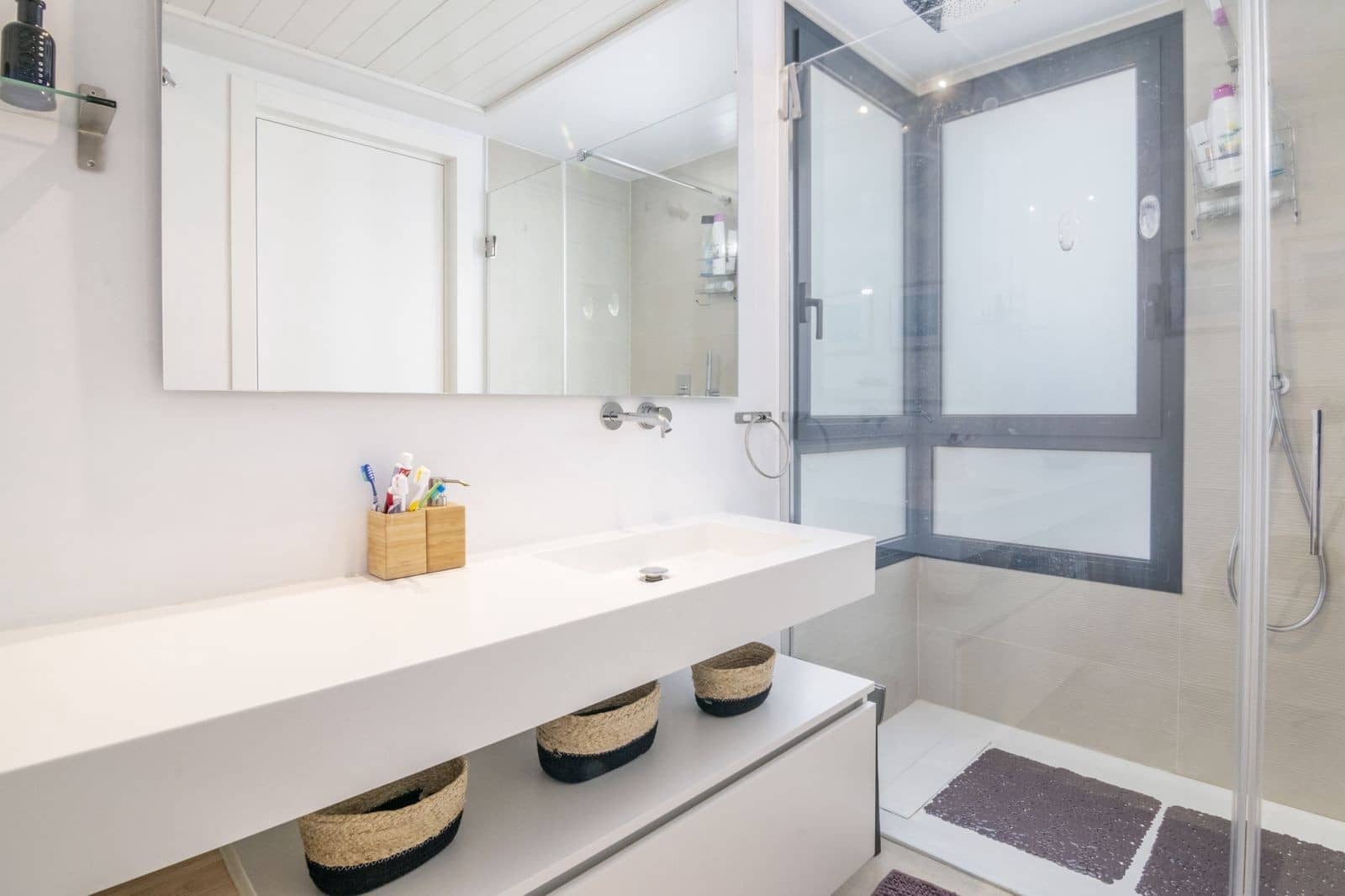 3 quarto Apartamento para venda em Estepona com piscina garagem - 750 000 € (Ref: 8113986)