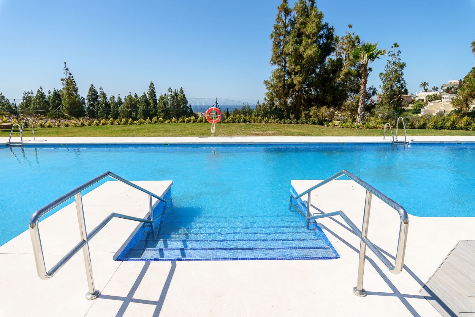 4 bedroom Penthouse for sale in Mijas Costa with pool garage - € 797,400 (Ref: 8126703)
