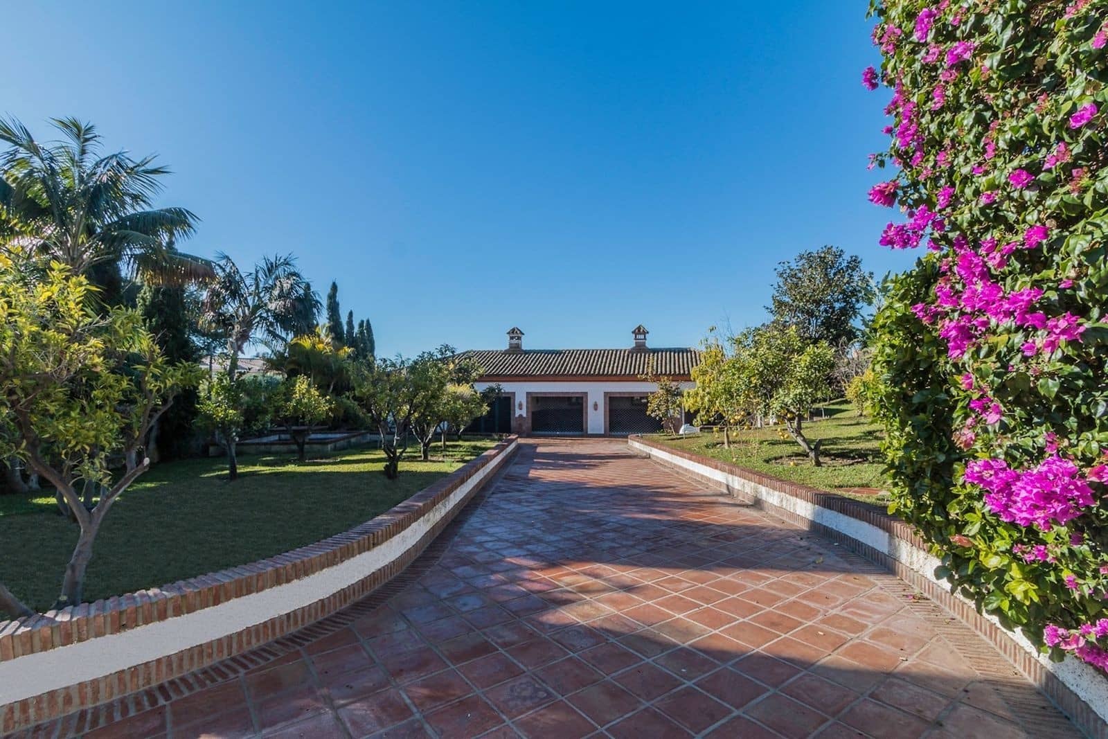 4 chambre Villa/Maison à vendre à Marbella avec piscine garage - 2 800 000 € (Ref: 8145076)