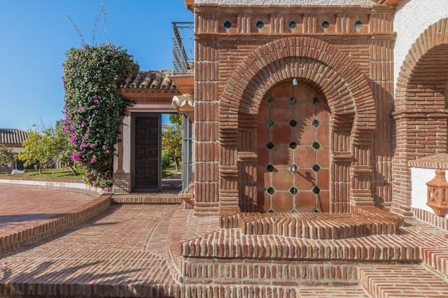 4 chambre Villa/Maison à vendre à Marbella avec piscine garage - 2 800 000 € (Ref: 8145076)
