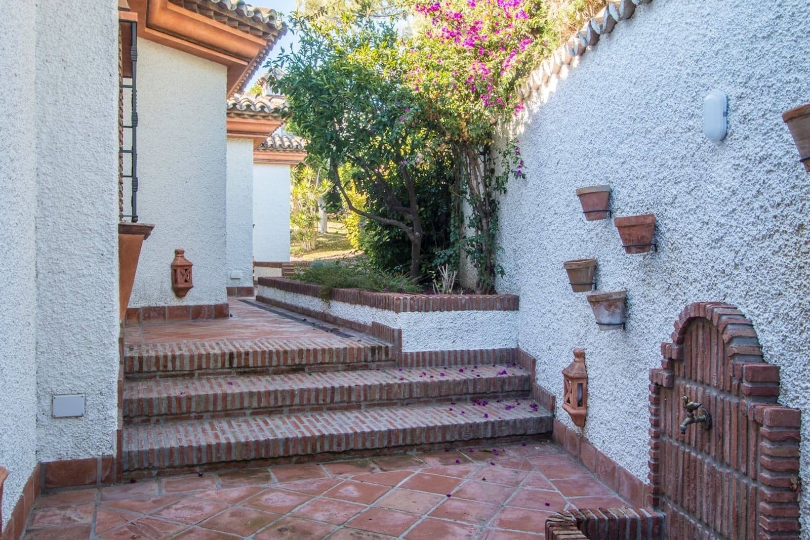 4 chambre Villa/Maison à vendre à Marbella avec piscine garage - 2 800 000 € (Ref: 8145076)