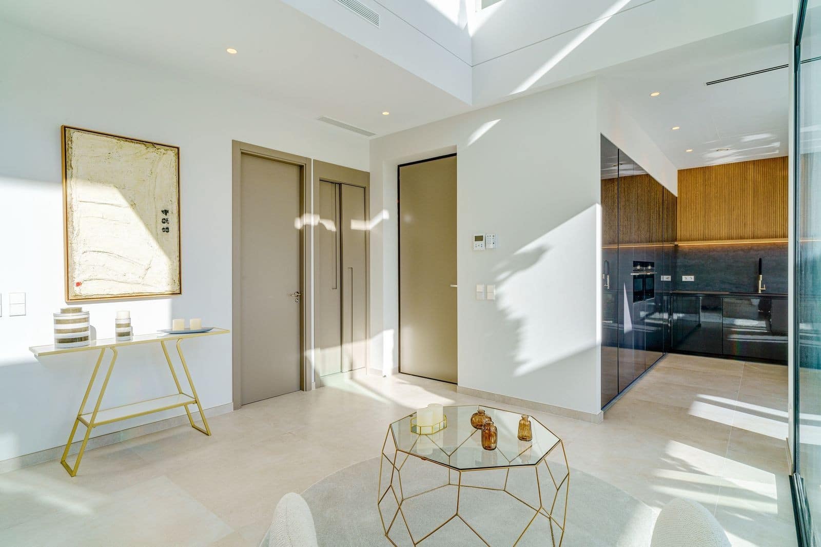 5 bedroom Villa for sale in Marbella with pool garage - € 3,350,000 (Ref: 8145078)