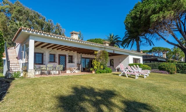 5 makuuhuone Huvila myytävänä paikassa Estepona mukana uima-altaan 
autotalli - 3 500 000 € (Ref: 8173989)