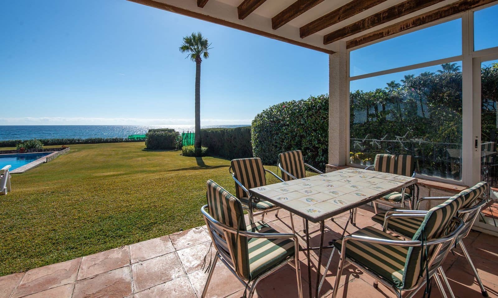 5 bedroom Villa for sale in Estepona with pool garage - € 3,500,000 (Ref: 8173989)