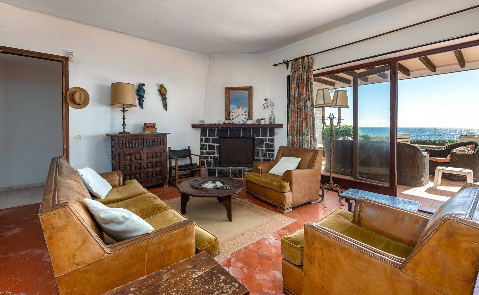 5 bedroom Villa for sale in Estepona with pool garage - € 3,500,000 (Ref: 8173989)