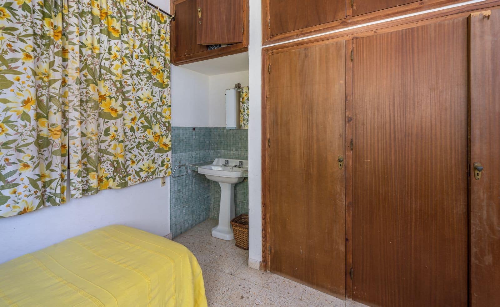 5 bedroom Villa for sale in Estepona with pool garage - € 3,500,000 (Ref: 8173989)