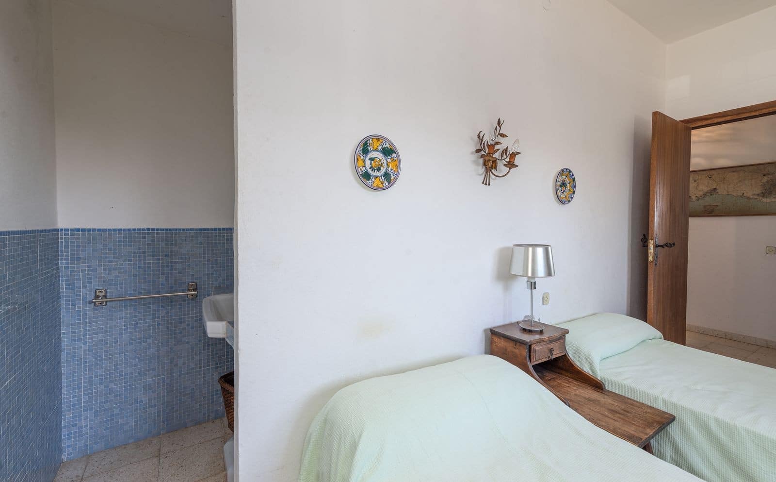 5 bedroom Villa for sale in Estepona with pool garage - € 3,500,000 (Ref: 8173989)