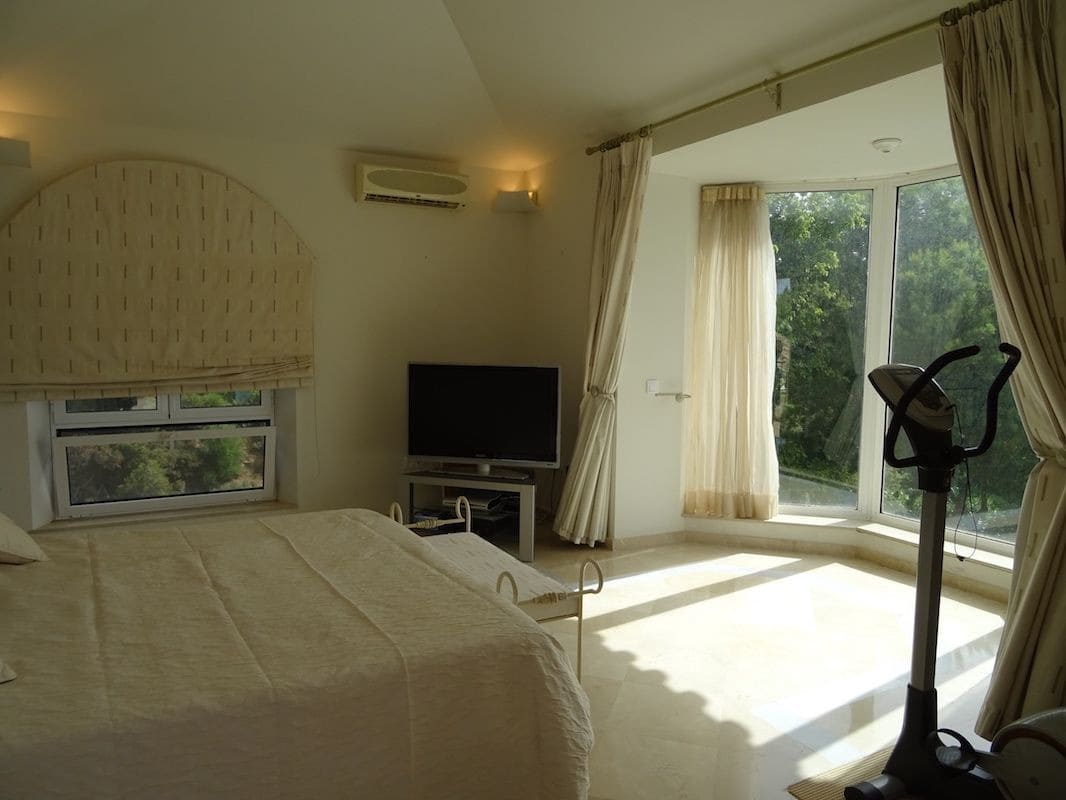 4 quarto Moradia para venda em Sotogrande com piscina garagem - 1 700 000 € (Ref: 8176605)