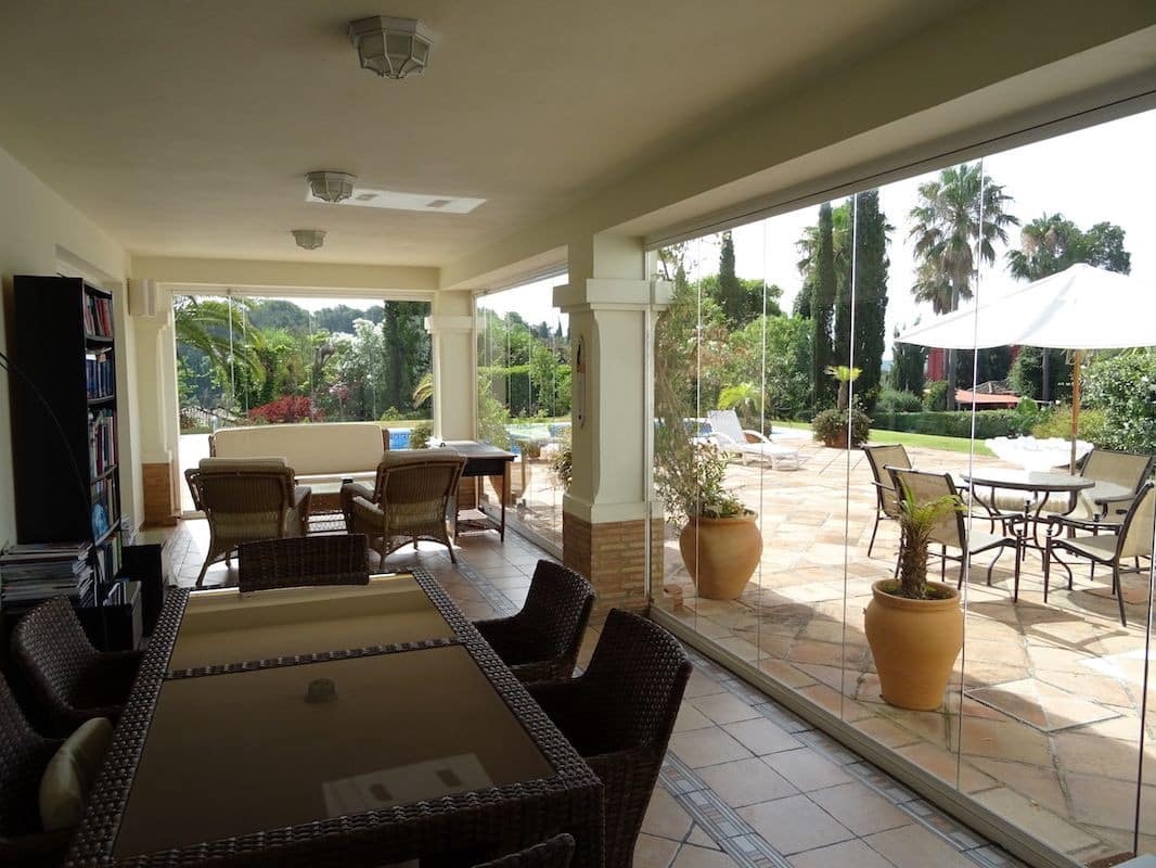 4 soveværelse Villa til salg i Sotogrande med swimmingpool garage - € 1.700.000 (Ref: 8176605)