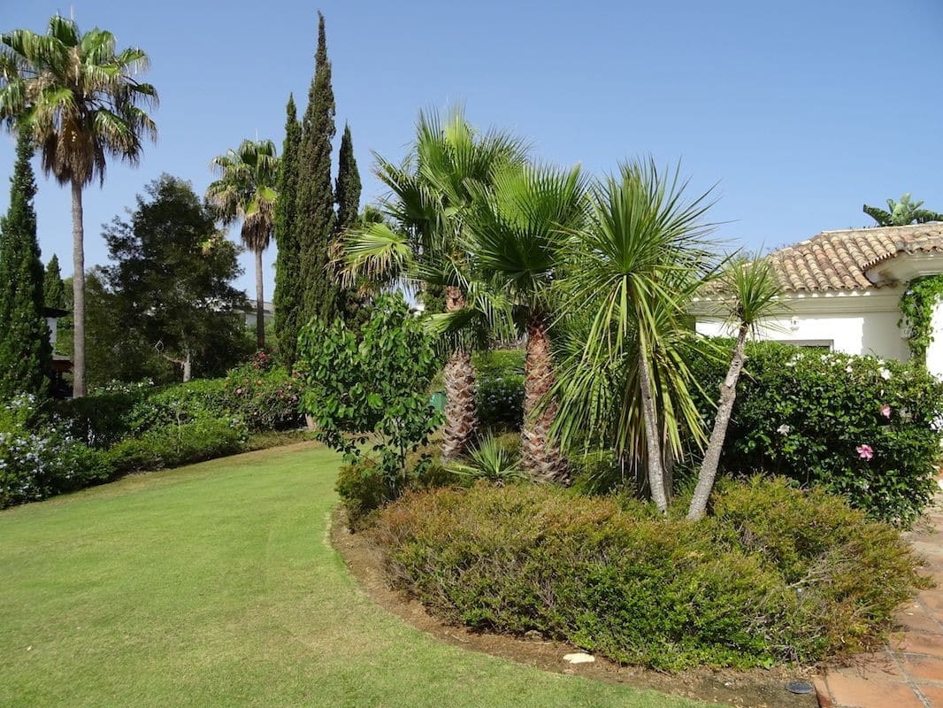 4 soveværelse Villa til salg i Sotogrande med swimmingpool garage - € 1.700.000 (Ref: 8176605)