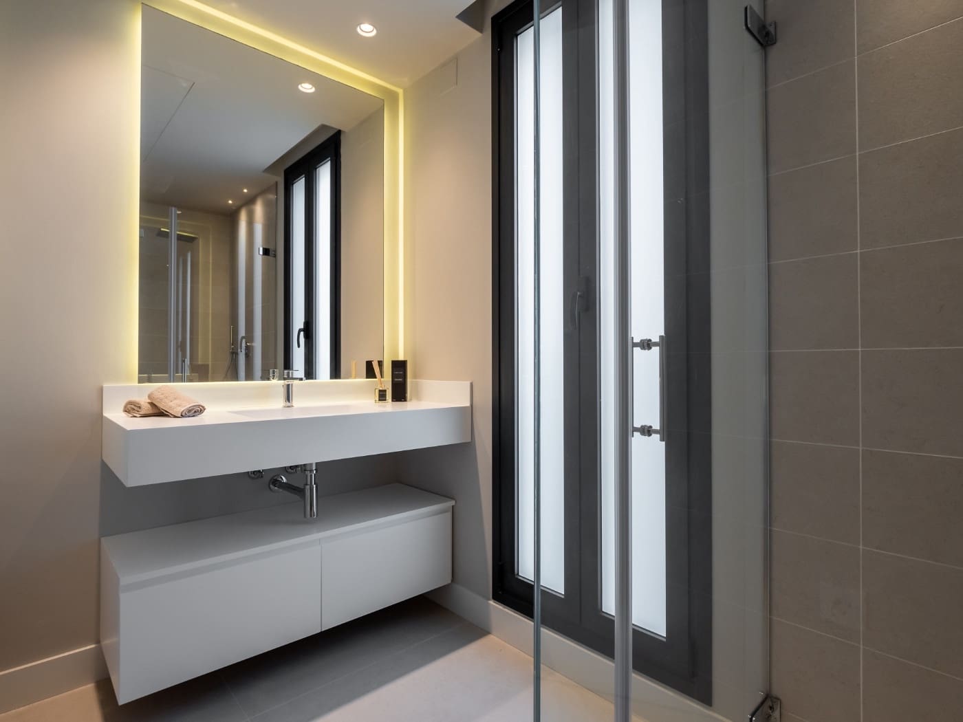 4 makuuhuone Huvila myytävänä paikassa New Golden Mile mukana uima-altaan 
autotalli - 2 750 000 € (Ref: 8199354)