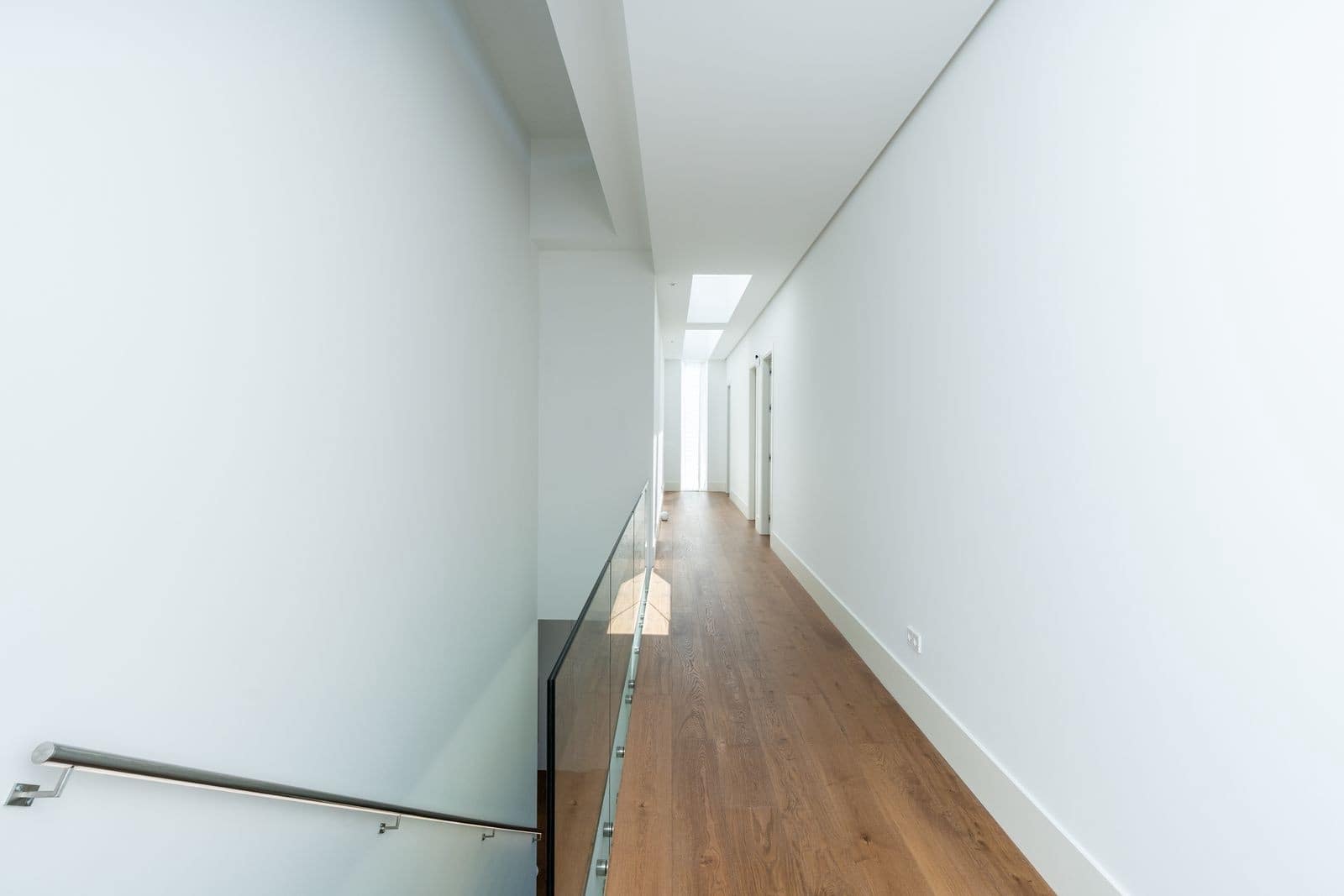 6 bedroom Villa for sale in Marbella with pool garage - € 4,775,000 (Ref: 8233188)