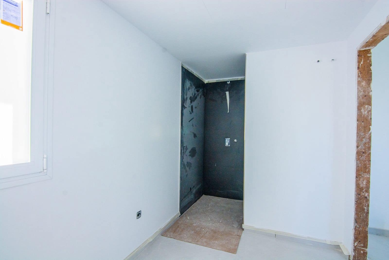 4 bedroom Villa for sale in Marbella with pool garage - € 2,195,000 (Ref: 8270573)