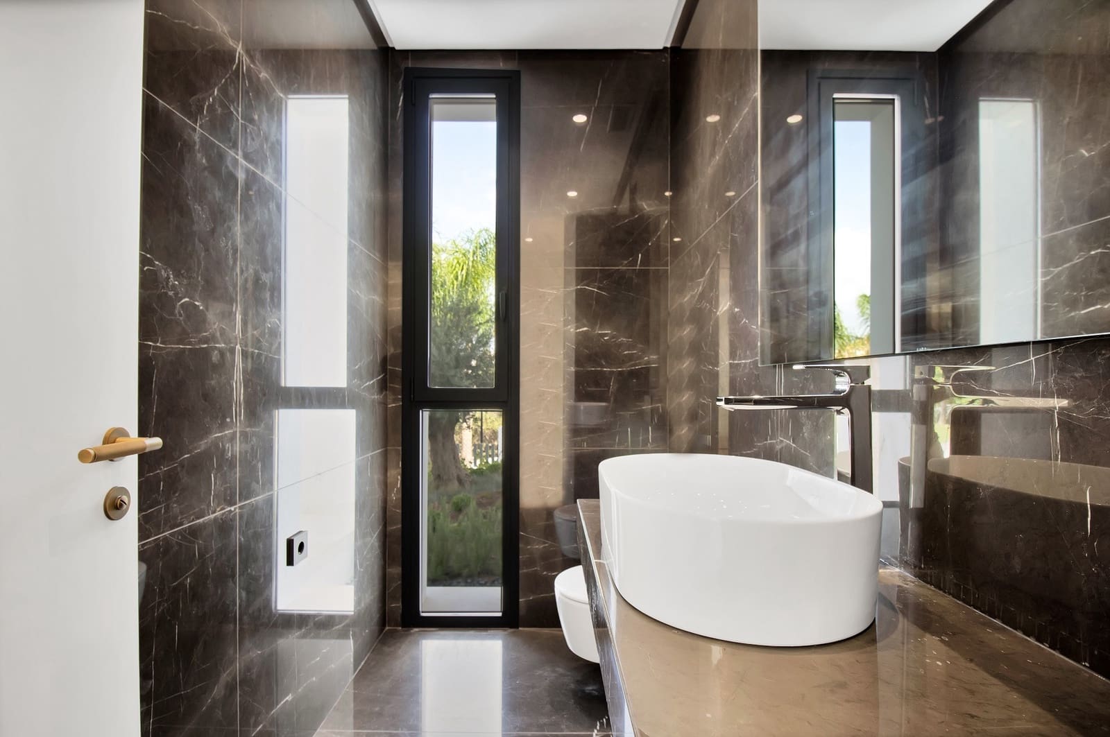 5 bedroom Villa for sale in Golden Mile with pool garage - € 6,400,000 (Ref: 8284649)