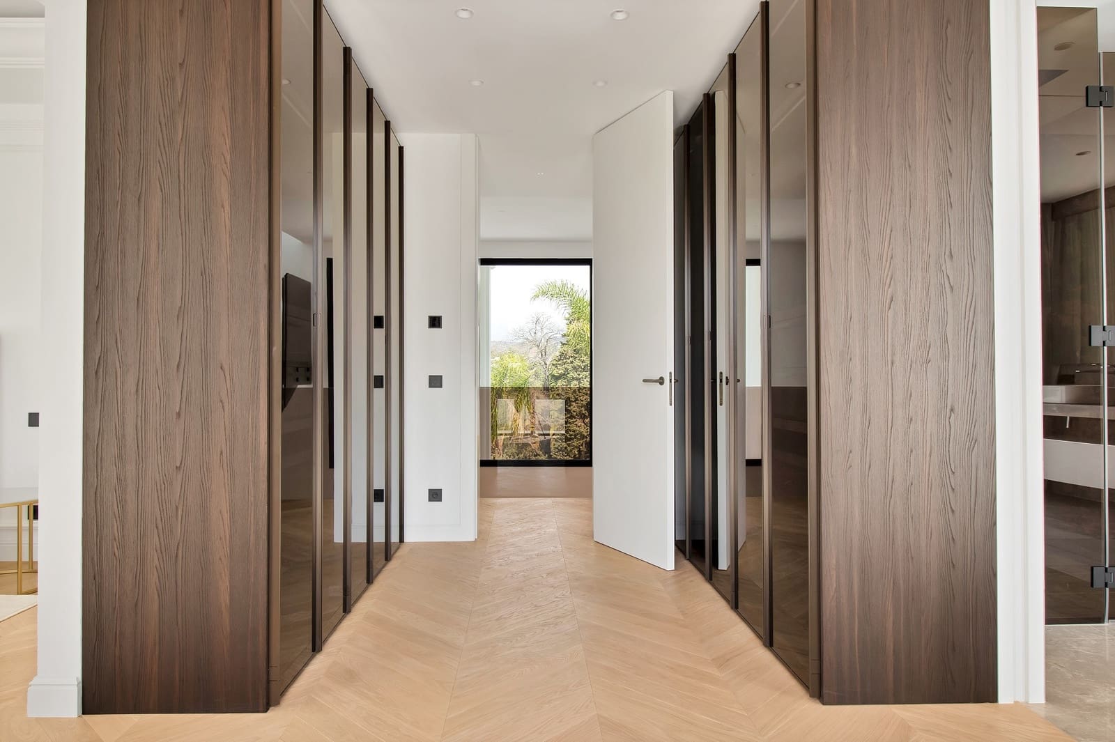 5 bedroom Villa for sale in Golden Mile with pool garage - € 6,400,000 (Ref: 8284649)