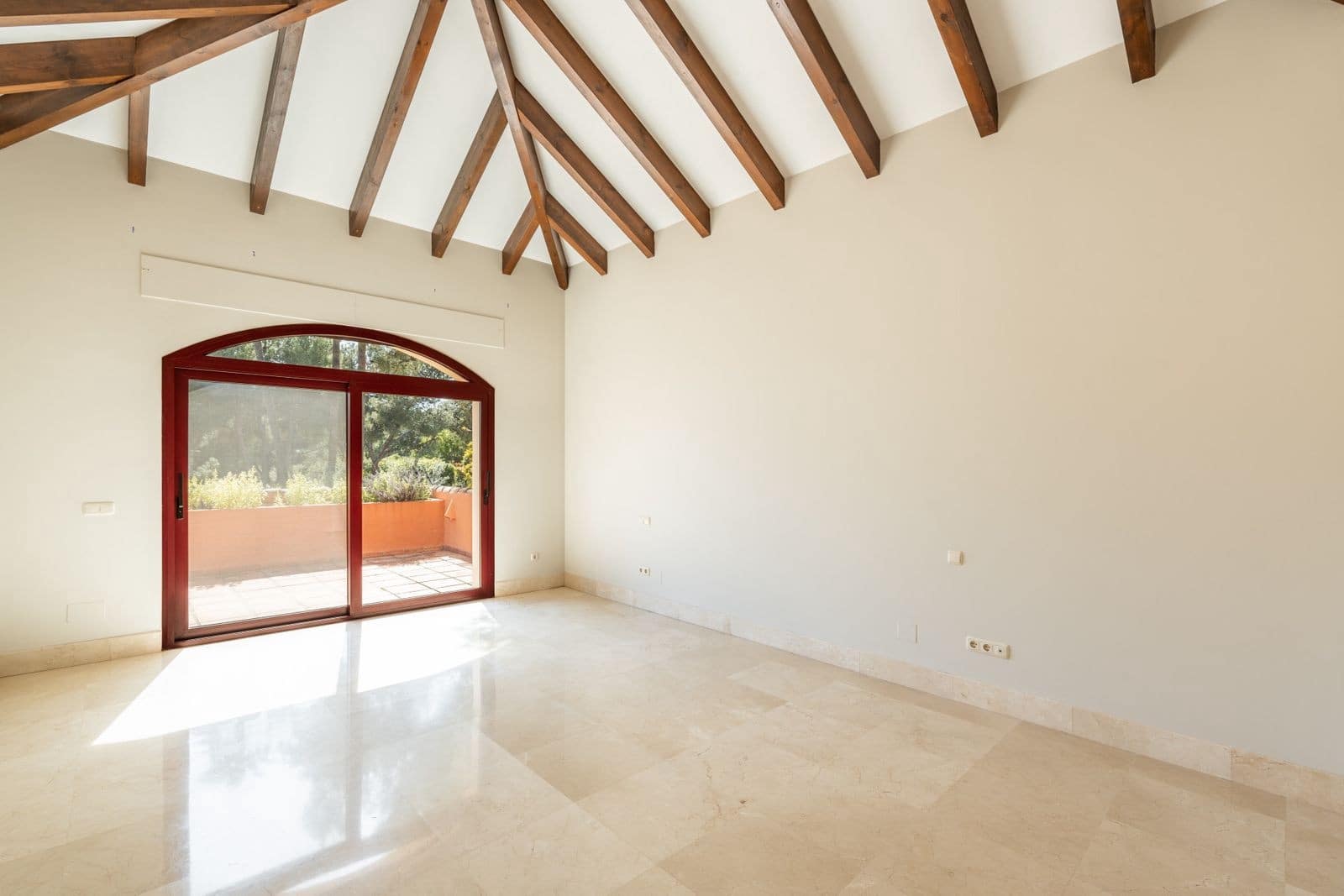 5 bedroom Villa for sale in Golden Mile with pool garage - € 4,500,000 (Ref: 8295578)