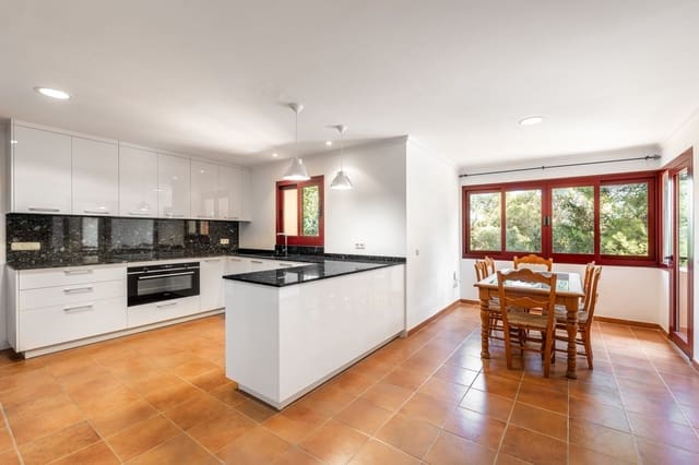 5 soverom Villa til salgs i Golden Mile, Marbella med svømmebasseng garasje - € 4 500 000 (Ref: 8295578)