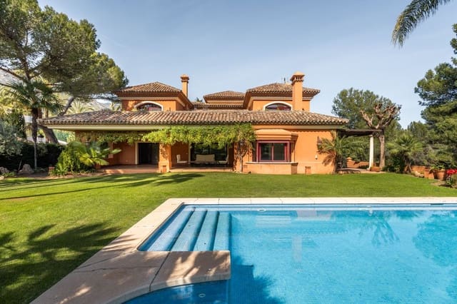 5 soveværelse Villa til salg i Golden Mile, Marbella med swimmingpool garage - € 4.900.000 (Ref: 8295578)