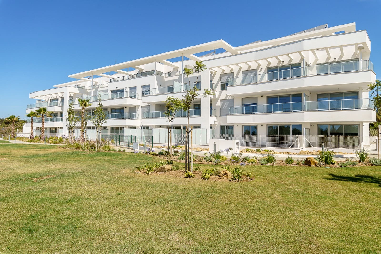 4 bedroom Penthouse for sale in Mijas Costa with pool garage - € 797,400 (Ref: 8298029)