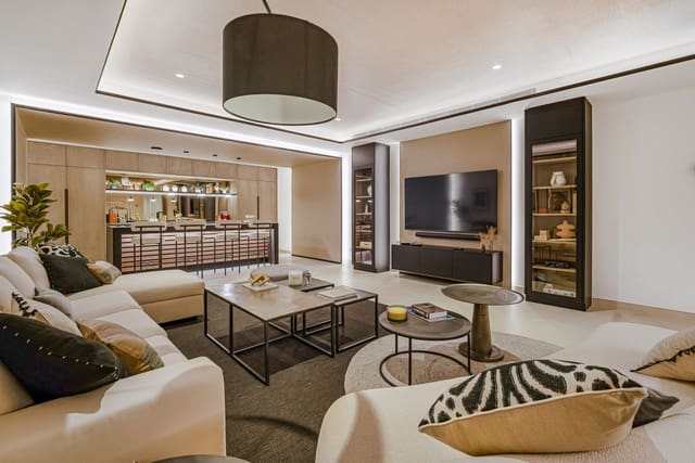 6 soverom Villa til salgs i Golden Mile, Marbella med svømmebasseng garasje - € 6 500 000 (Ref: 8300380)