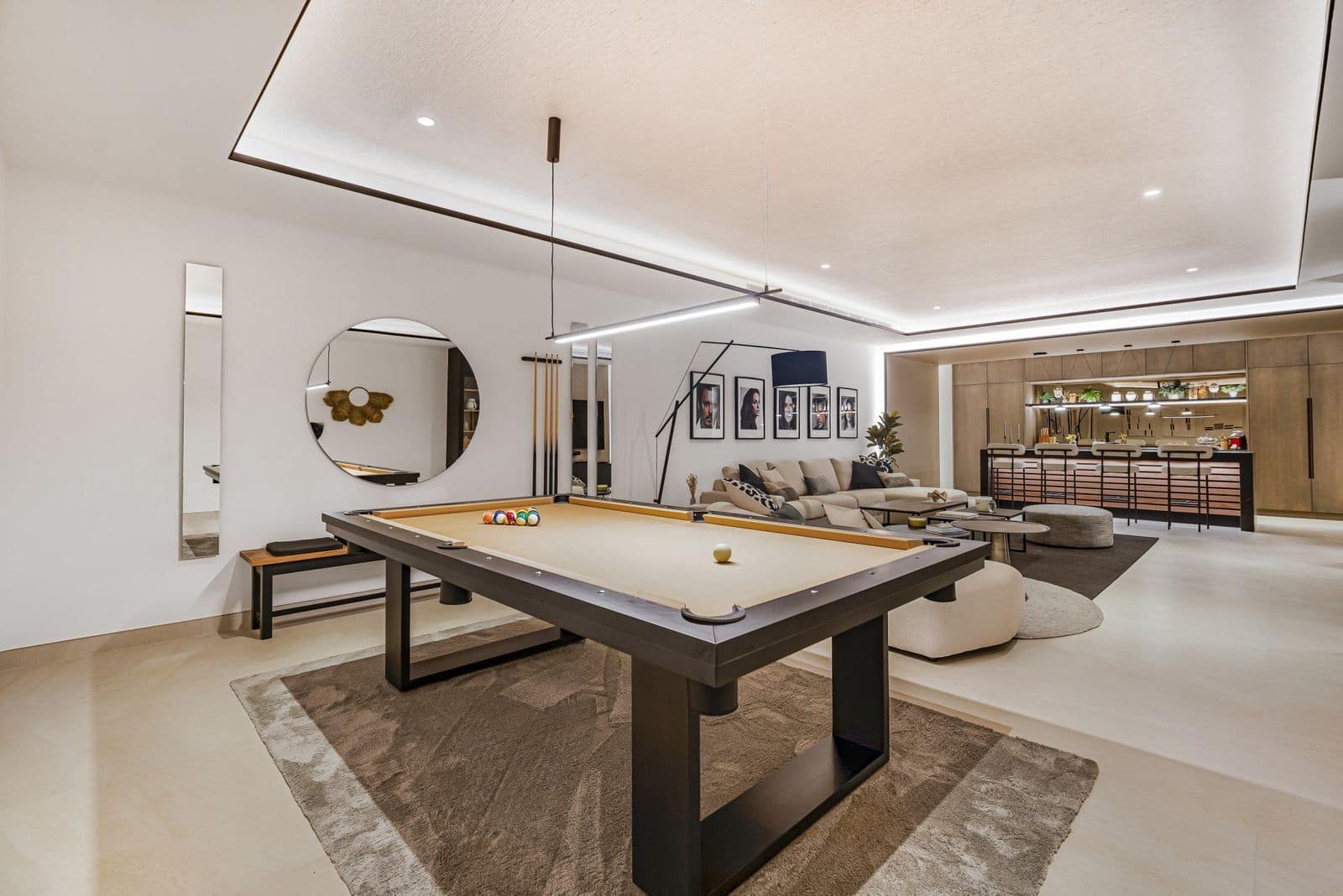 6 bedroom Villa for sale in Golden Mile with pool garage - € 6,500,000 (Ref: 8300380)