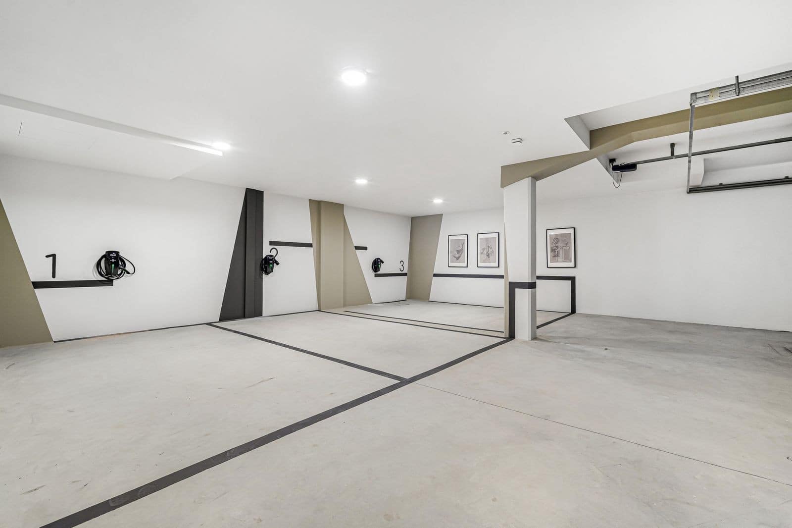6 bedroom Villa for sale in Golden Mile with pool garage - € 6,500,000 (Ref: 8300380)
