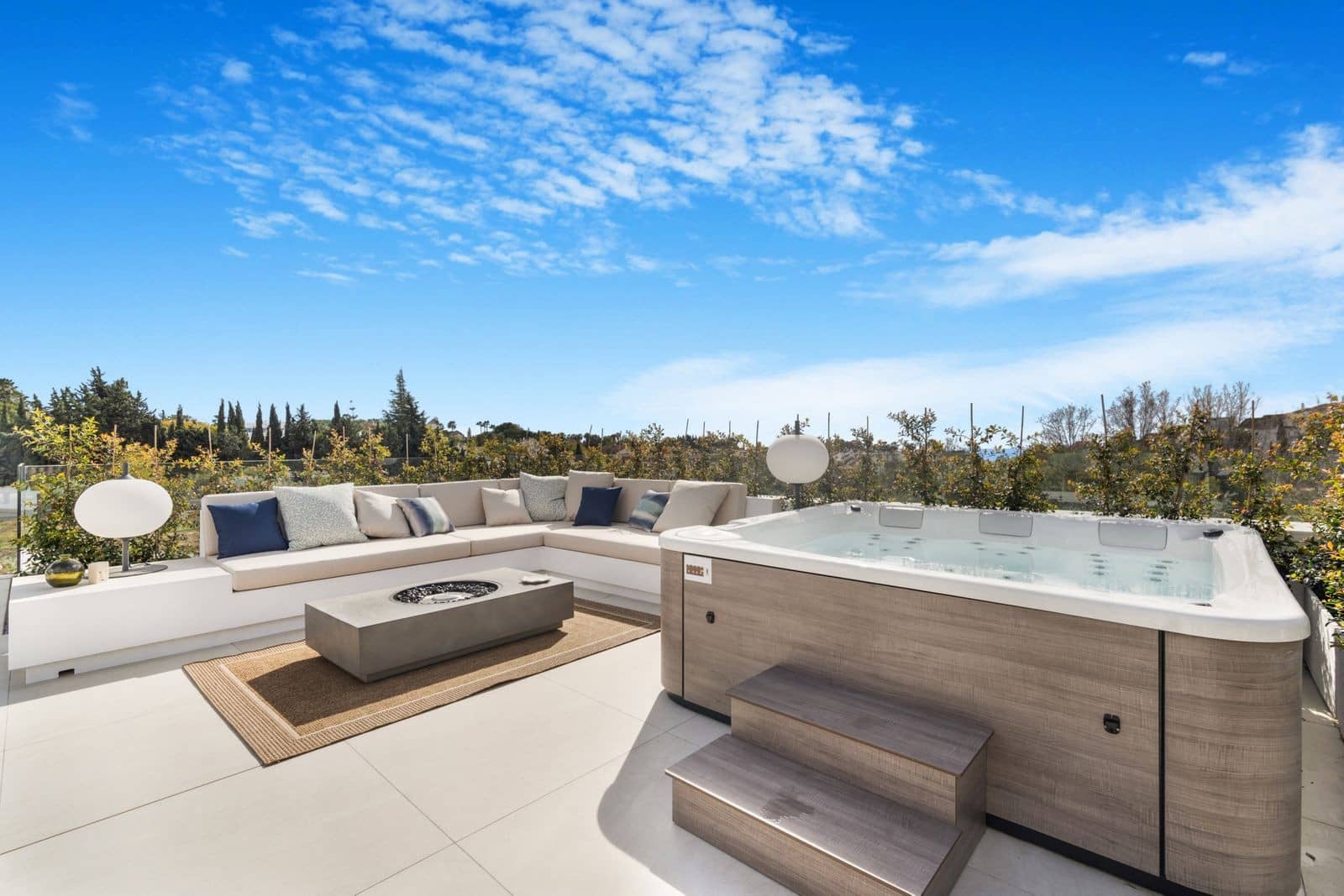 6 bedroom Villa for sale in Golden Mile with pool garage - € 6,500,000 (Ref: 8300380)