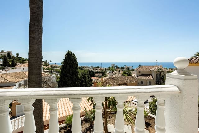 3 sovrum Villa till salu i Riviera del Sol, Mijas med pool garage - 875 000 € (Ref: 8300382)