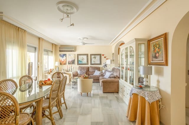 3 sovrum Villa till salu i Riviera del Sol, Mijas med pool garage - 875 000 € (Ref: 8300382)