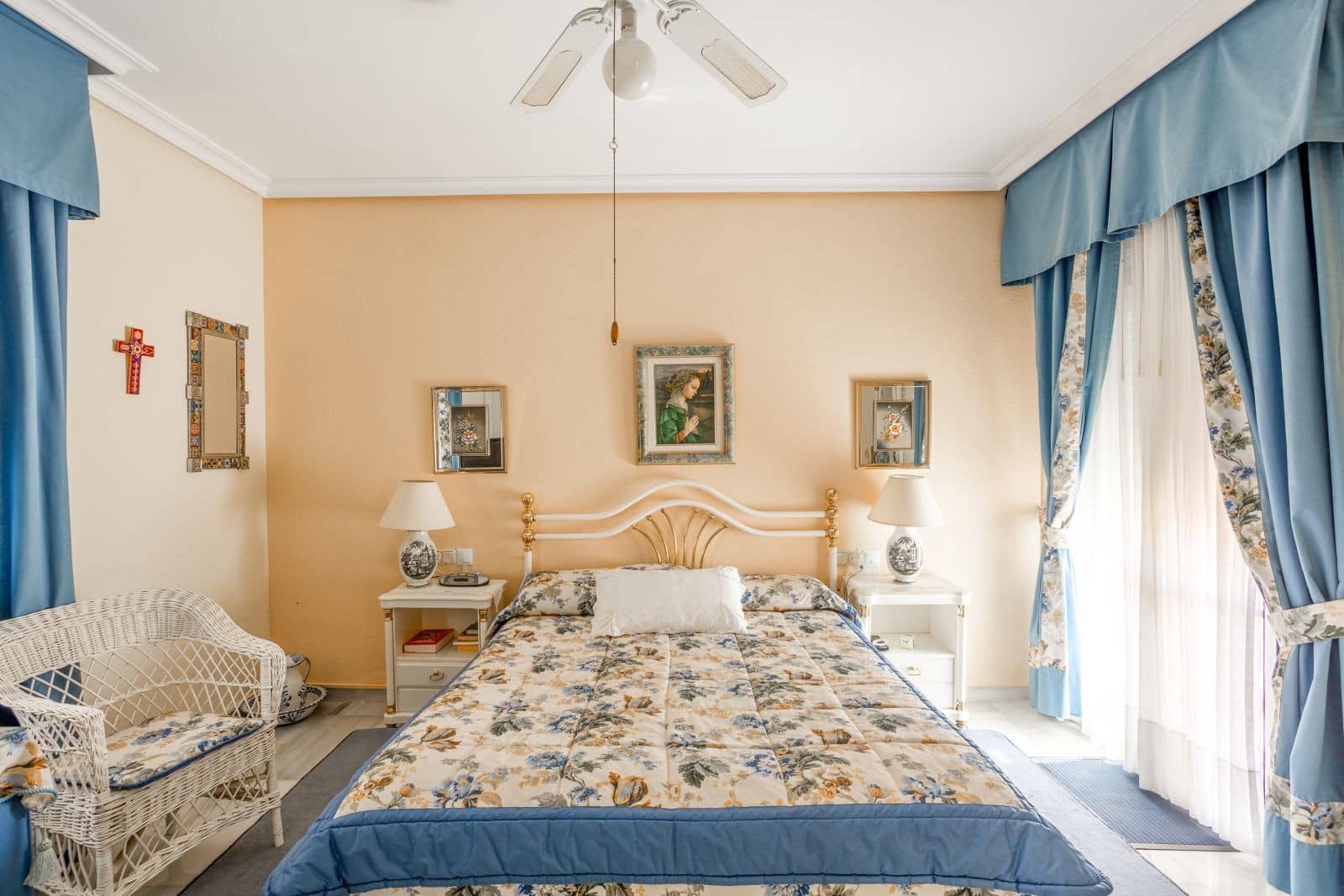 3 sypialnia Willa na sprzedaż w Riviera del Sol z basenem garażem - 875 000 € (Ref: 8300382)