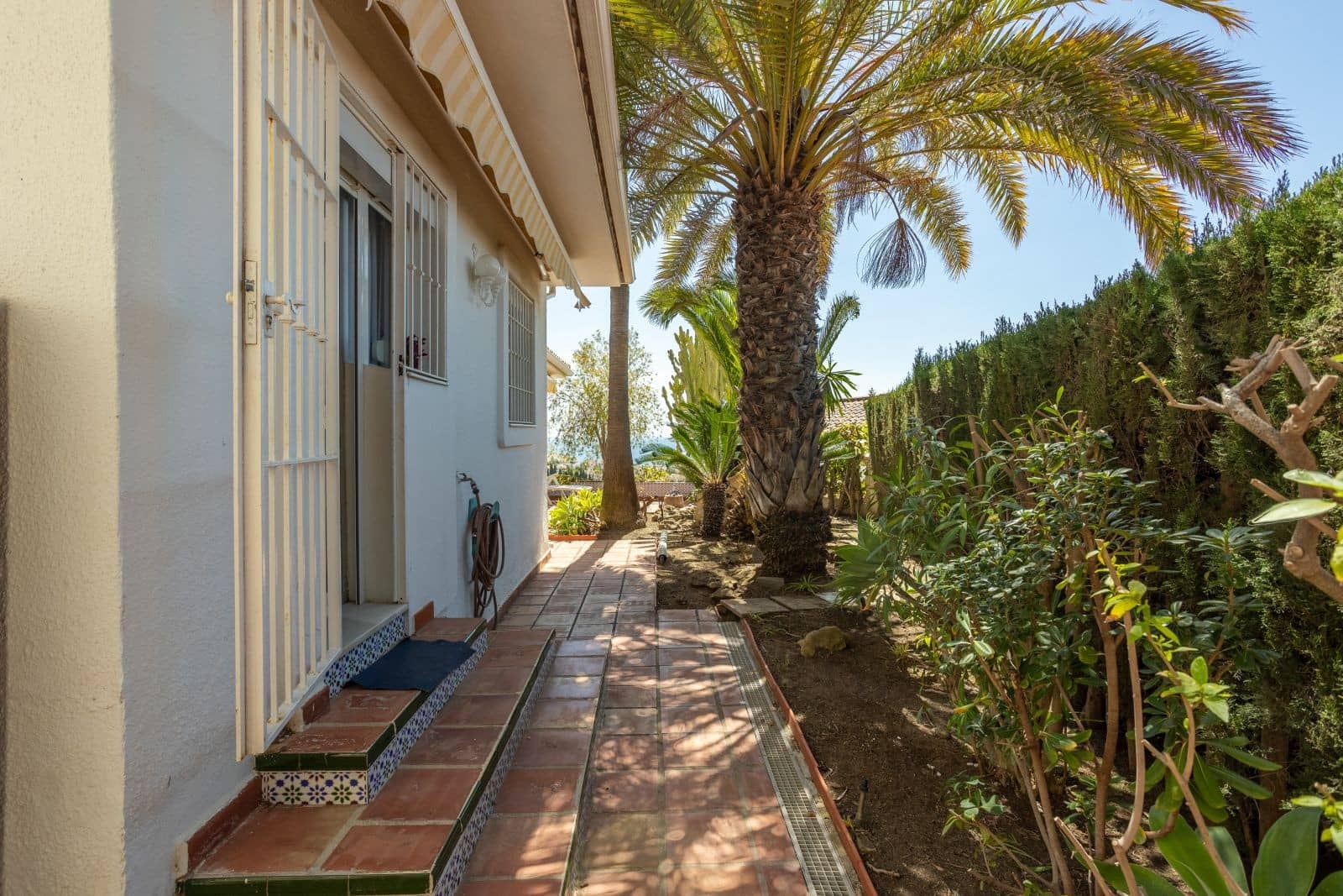 3 sypialnia Willa na sprzedaż w Riviera del Sol z basenem garażem - 875 000 € (Ref: 8300382)