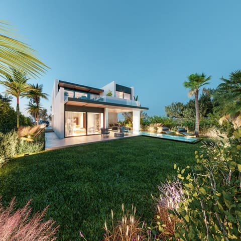 4 bedroom Villa for sale in Nueva Atalaya, Estepona with pool garage - € 1,850,000 (Ref: 8305314)