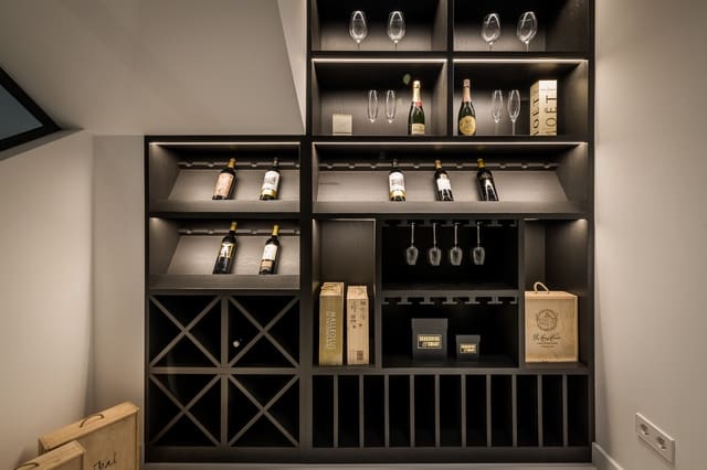 6 makuuhuone Huvila myytävänä paikassa Nueva Andalucia, Marbella mukana uima-altaan 
autotalli - 5 995 000 € (Ref: 8318000)