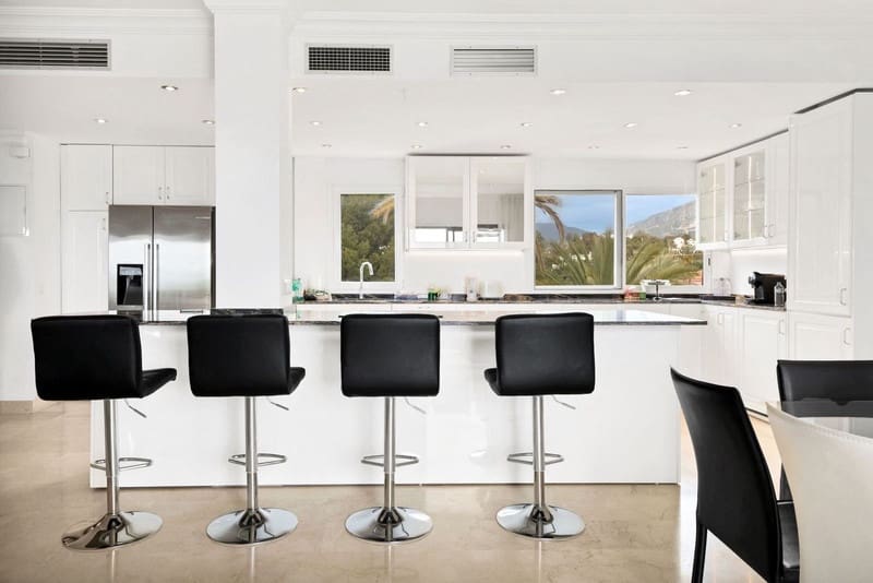 3 soveværelse Penthouse til salg i Marbella med swimmingpool garage - € 3.950.000 (Ref: 8339600)
