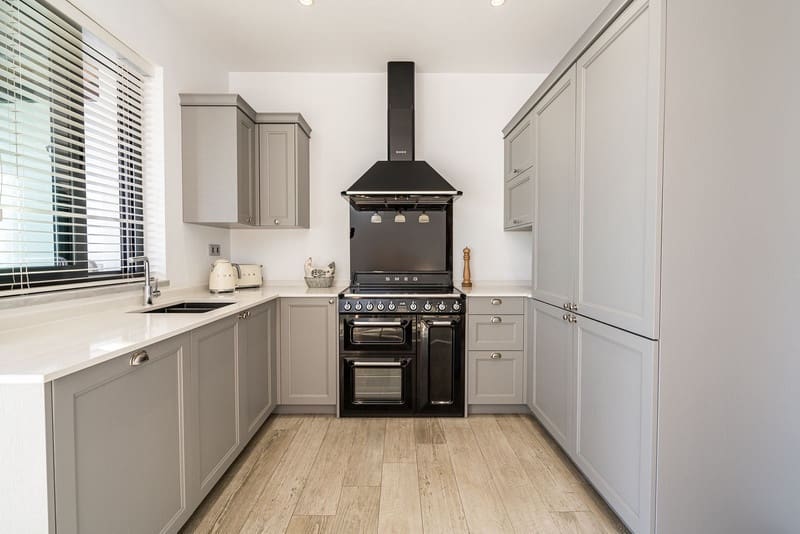 4 bedroom Villa for sale in Mijas with pool garage - € 1,295,000 (Ref: 8342992)