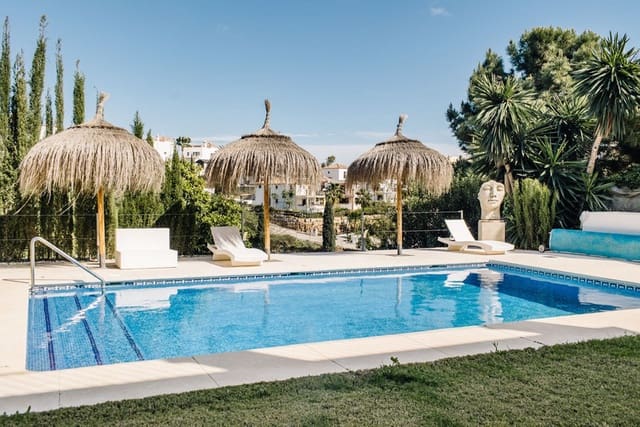 5 camera da letto Villa in vendita in Estepona con piscina garage - 1.495.000 € (Rif: 8342997)