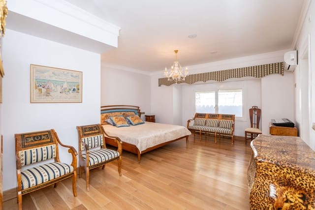 5 soverom Villa til salgs i Benahavís med svømmebasseng garasje - € 1 900 000 (Ref: 8342998)